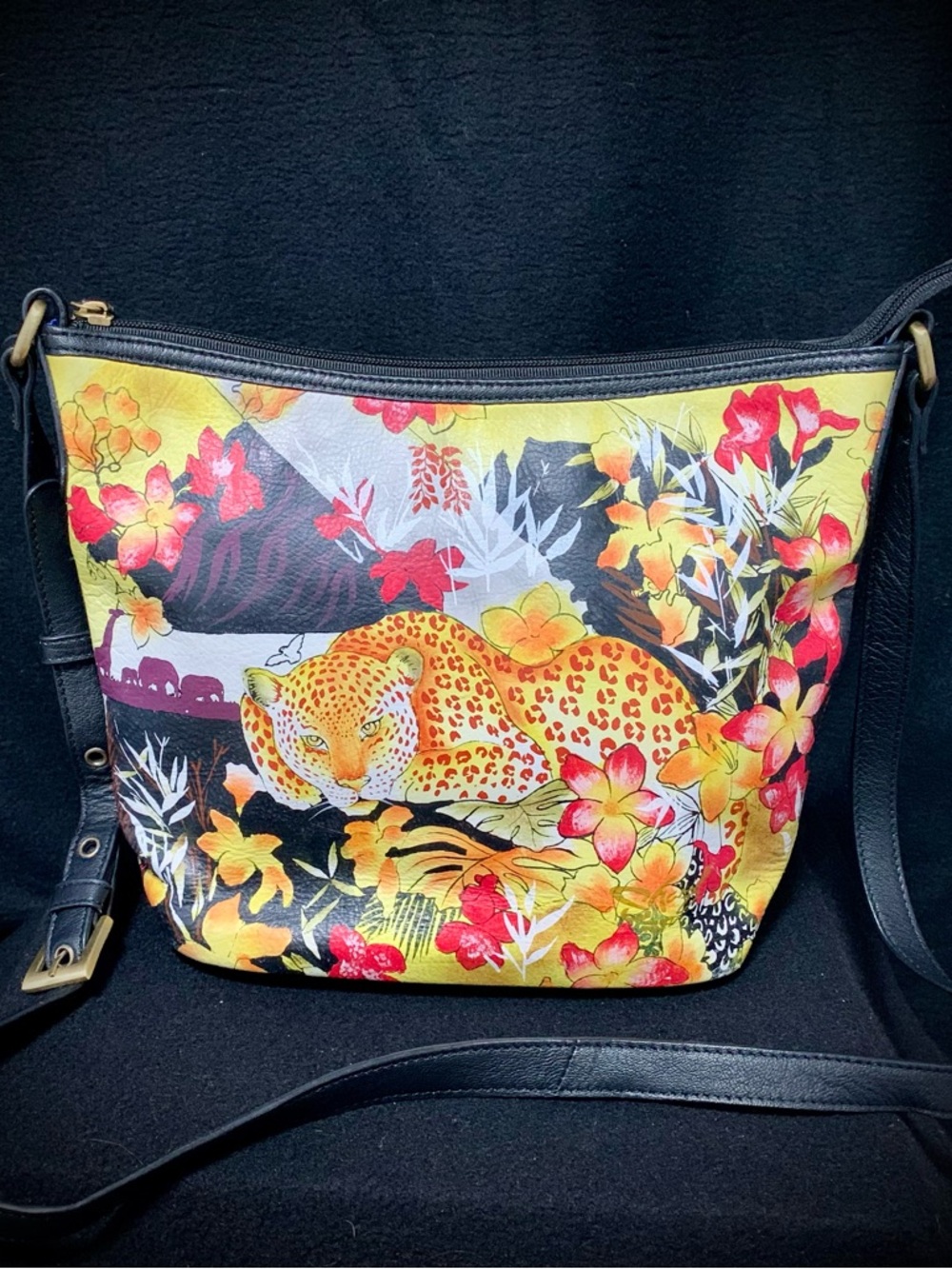 Anuschka Artistic Expressions Hand Painted Leather Crossbody Purse Leopard NWOT